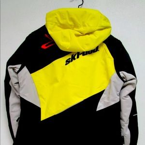 Snowmobile Jacket, Brand NWT Ski-Doo Women's X-Team 4407610496 SMALL.